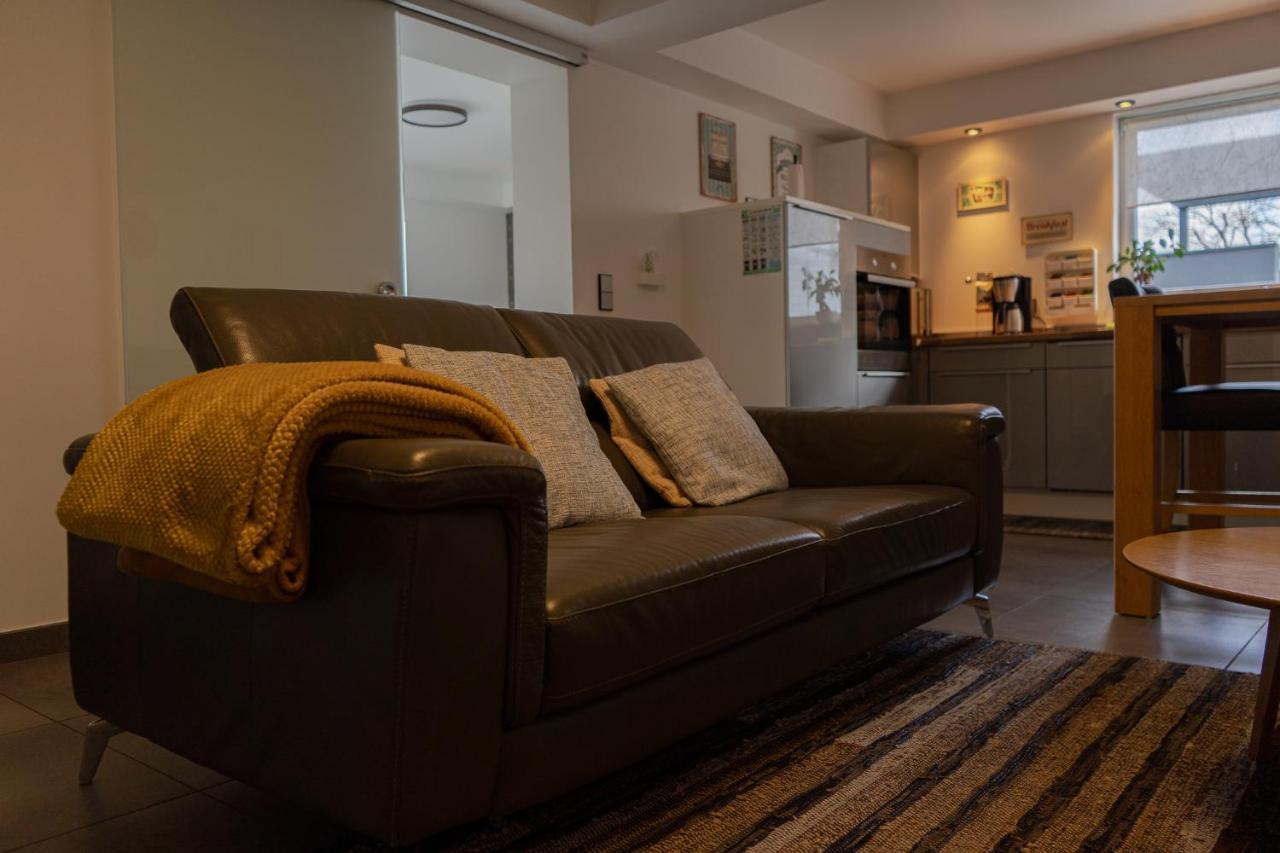 Les Pantoufles Dans Le Pre Apartment Eppeldorf ภายนอก รูปภาพ